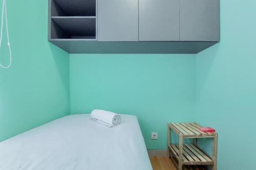 Nice and Simply Look 2BR at Serpong Garden Apartment By Travelio