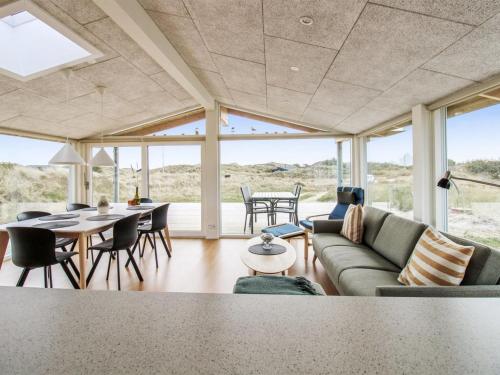 Holiday Home Hristina - 200m from the sea by Interhome in Graerup Holiday Home Hristina - 200m from the sea by Interhome in Graerup