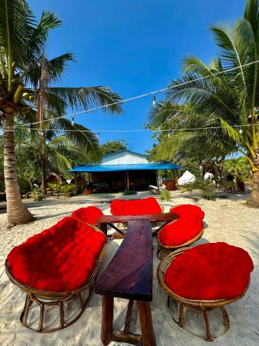 Rafikis Retreat in Coconut Beach Rafikis Retreat in Coconut Beach