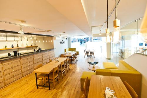 Restaurant, bloomrooms @ Indiranagar in Bangalore Restaurant, bloomrooms @ Indiranagar in Bangalore