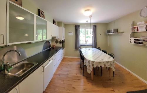 Kitchen, Beautiful Apartment In Hyltebruk in Hyltebruk Kitchen, Beautiful Apartment In Hyltebruk in Hyltebruk