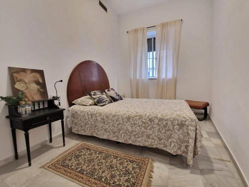 Spacious apartment in Seville with garden, 85 m²