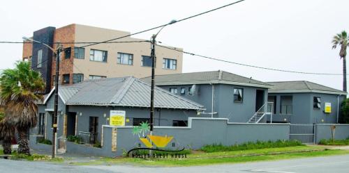 Exterior view, Ndiles-69Tennyson in Quigney Beach Exterior view, Ndiles-69Tennyson in Quigney Beach