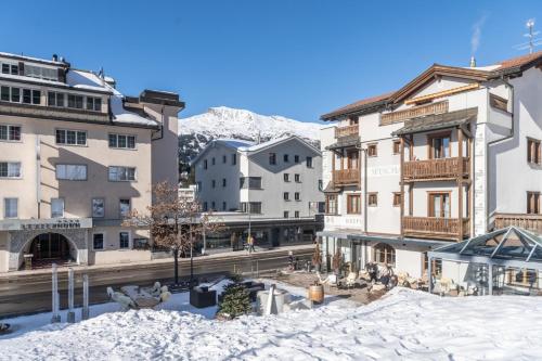 Vista exterior, Hotel Spescha in Lenzerheide Vista exterior, Hotel Spescha in Lenzerheide