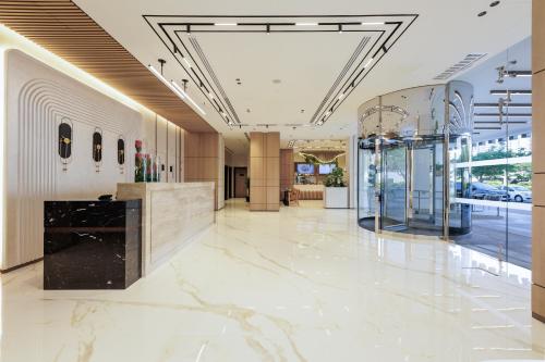 Lobby, Hotel Avalon Dubai Jumeirah Village Circle in Dubailand Lobby, Hotel Avalon Dubai Jumeirah Village Circle in Dubailand