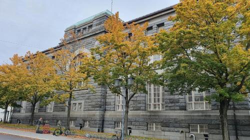 Tranquil Apartment in Picturesque Neighborhood