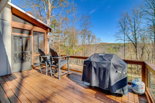 Cork and Creek Cottage with Mtn and Pasture Views! in East Ellijay (GA) Cork and Creek Cottage with Mtn and Pasture Views! in East Ellijay (GA)