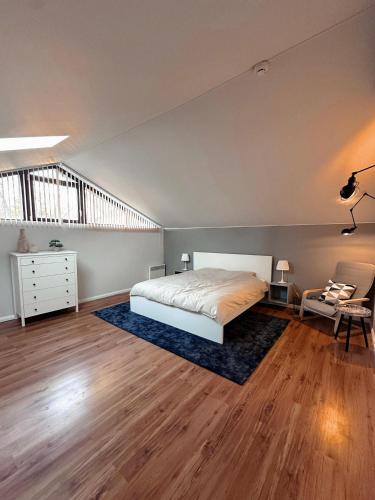 Coastal Family House