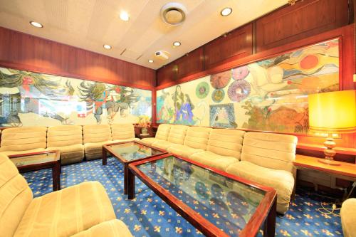 Лобби, Niigata Station Hotel in Ниигата Лобби, Niigata Station Hotel in Ниигата