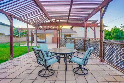 Vintage 6B 3BA Home Pool Hot Tub & Basketball Net in 哈仙達崗 Vintage 6B 3BA Home Pool Hot Tub & Basketball Net in 哈仙達崗