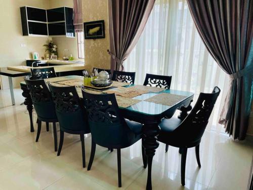 بنغل 3200 متر مربع من 4 غرفة و5 حمام خاص في سونجاي جاوي (Bungalow In Exclusive Area, Nibong Tebal) in نيبون تيبال بنغل 3200 متر مربع من 4 غرفة و5 حمام خاص في سونجاي جاوي (Bungalow In Exclusive Area, Nibong Tebal) in نيبون تيبال