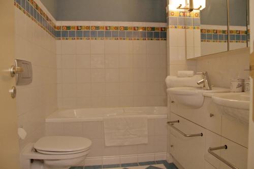 This photo about Villa Metaxas shared on HyHotel.com