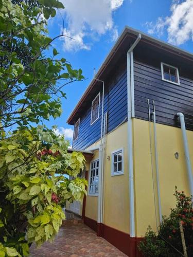 Jardin Damon in Fond Doux Jardin Damon in Fond Doux