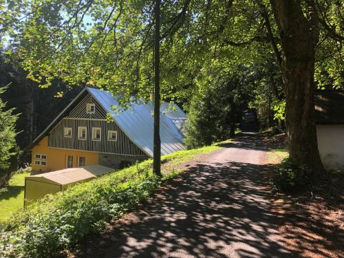 المنظر الخارجي, Chata u Maršíků (Chata u Marsiku) in Dolni Dvur المنظر الخارجي, Chata u Maršíků (Chata u Marsiku) in Dolni Dvur