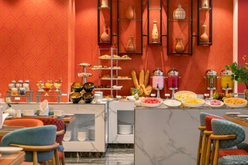 Aliments i begudes, Mercure Muscat in Muscat Aliments i begudes, Mercure Muscat in Muscat