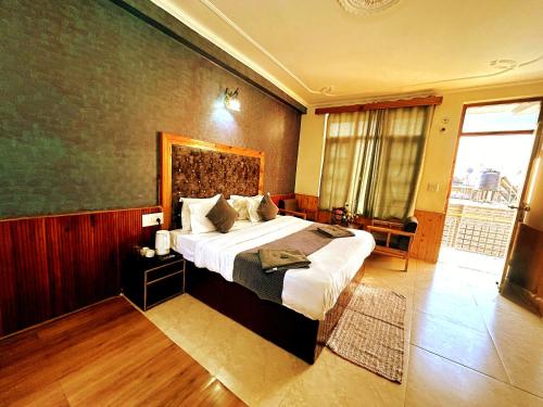 Elena Aastha - Valley View Rooms in Prini Elena Aastha - Valley View Rooms in Prini