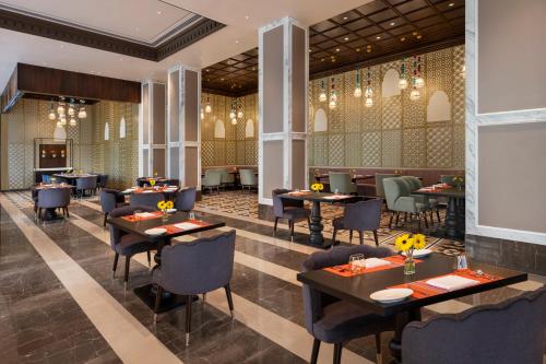 Їжа та напої, Welcomhotel By ITC Hotels, Jabalpur in Bhedaghat Їжа та напої, Welcomhotel By ITC Hotels, Jabalpur in Bhedaghat