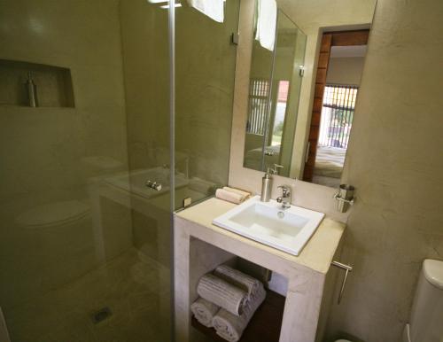 This photo about InnZululand Guest Lodge shared on HyHotel.com