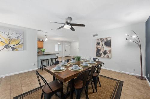 4 BR Home with Game Room! Family Friendly! Centrally Located! in Linda Vista 4 BR Home with Game Room! Family Friendly! Centrally Located! in Linda Vista