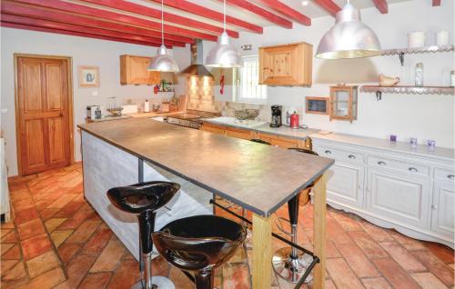 кухня, Pet Friendly Home In Cavaillon in Кавайон кухня, Pet Friendly Home In Cavaillon in Кавайон
