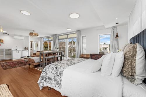 The Bays Bed and Breakfast in كوهيماراما The Bays Bed and Breakfast in كوهيماراما