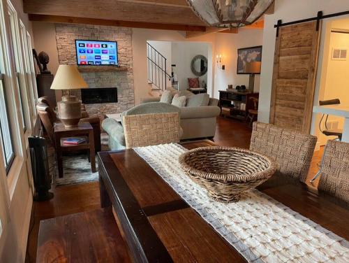 Lake Tahoe - Westshore Retreat Sunnyside in Tahoe City (CA) Lake Tahoe - Westshore Retreat Sunnyside in Tahoe City (CA)