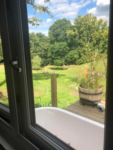 Facilities, Cottage with Heated Indoor Pool&Tennis Court- 2142 in Farnham Facilities, Cottage with Heated Indoor Pool&Tennis Court- 2142 in Farnham