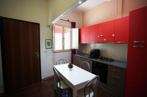 Facilities, Golden Dreams B&B in Stadio Facilities, Golden Dreams B&B in Stadio