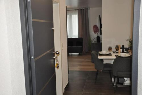 2-Zi Wohn NEU Modern in Eggenstein-Leopoldshafen 2-Zi Wohn NEU Modern in Eggenstein-Leopoldshafen