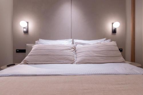 Phaedrus Living Athens Luxury Residences Ivory