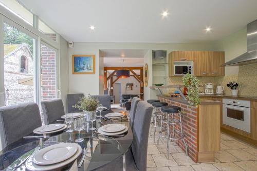 Le Petit Chateau de Conteville in Paluel Le Petit Chateau de Conteville in Paluel