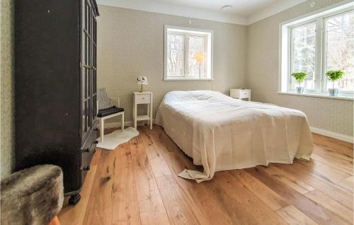 Lovely Home In Höör With Wifi