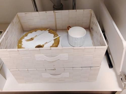 Kitchen, 新宿区 新宿御苑前駅から歩いて5分 コンビニ1分 アパート全体を貸し出す民宿 near Tokyo Metropolitan Gymnasium Kitchen, 新宿区 新宿御苑前駅から歩いて5分 コンビニ1分 アパート全体を貸し出す民宿 near Tokyo Metropolitan Gymnasium