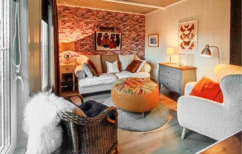 The Woodpecker Cottage Tree in Arendal The Woodpecker Cottage Tree in Arendal