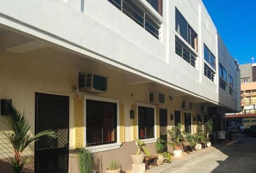 Esterno, RedDoorz near Colgante Bridge Naga City in Naga Esterno, RedDoorz near Colgante Bridge Naga City in Naga