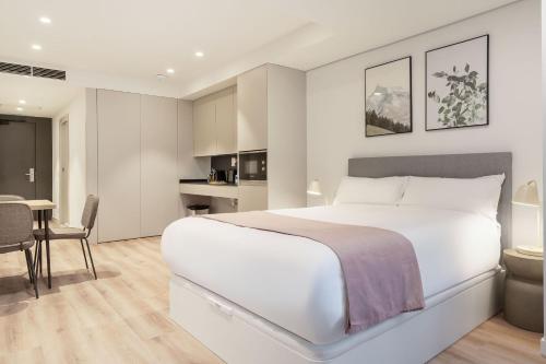 limehome Madrid Calle de Juan Hurtado de Mendoza in Chamartín limehome Madrid Calle de Juan Hurtado de Mendoza in Chamartín