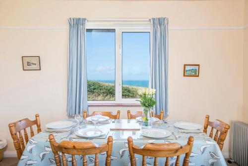 Létesítmények, Cnwc Y Wylan in Moylgrove Létesítmények, Cnwc Y Wylan in Moylgrove