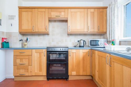 Létesítmények, Cnwc Y Wylan in Moylgrove Létesítmények, Cnwc Y Wylan in Moylgrove