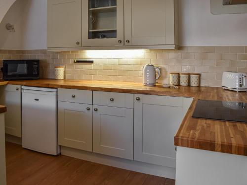 المنظر الخارجي, Rhiw Bank Apartment in كلوين باى المنظر الخارجي, Rhiw Bank Apartment in كلوين باى