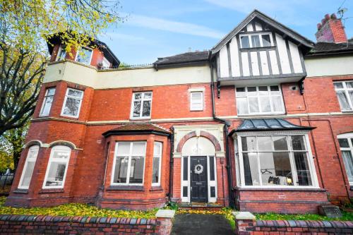 ทัศนียภาพภายนอกโรงแรม, Premium Apartment with Street Parking & High-Speed WiFi - Wolverhampton 9PC in วูล์ฟแฮมตัน ทัศนียภาพภายนอกโรงแรม, Premium Apartment with Street Parking & High-Speed WiFi - Wolverhampton 9PC in วูล์ฟแฮมตัน