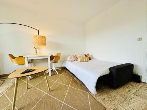 Le Saint Charles, Studio 2 Prs, 300m plages