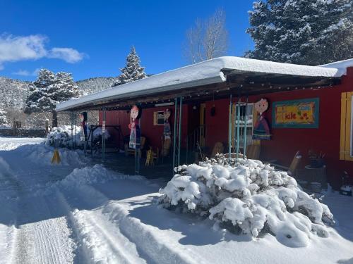 A szálláshely kívülről, Historic Mora Inn & RV Park in Guadalupita (NM) A szálláshely kívülről, Historic Mora Inn & RV Park in Guadalupita (NM)