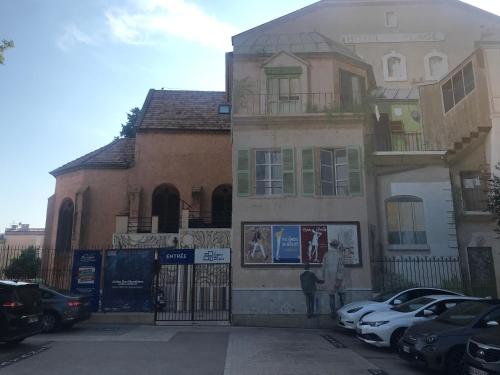 T2 Vallombrosa Terrasse Parking