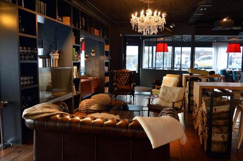 Lobby, Hotel Des Bains in Granville Lobby, Hotel Des Bains in Granville