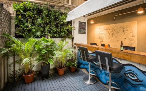 Balcony/terrace, The Mahjong Boutique Hostel in Kowloon City Balcony/terrace, The Mahjong Boutique Hostel in Kowloon City