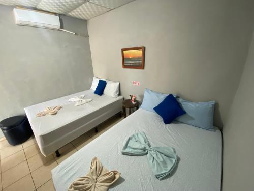 Легло, Hostal los Tarros in Acajutla Легло, Hostal los Tarros in Acajutla
