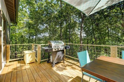 Spacious Design Lodge In Woods - Bushkill-Poconos in 소 크릭 Spacious Design Lodge In Woods - Bushkill-Poconos in 소 크릭
