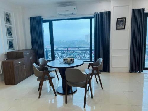 MẠNH QUỲNH HOTEL in Thanh Hoá / Sầm Sơn Beach MẠNH QUỲNH HOTEL in Thanh Hoá / Sầm Sơn Beach