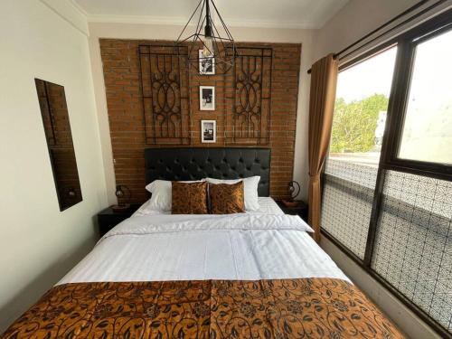 Village house with cozy kitchen & nice view