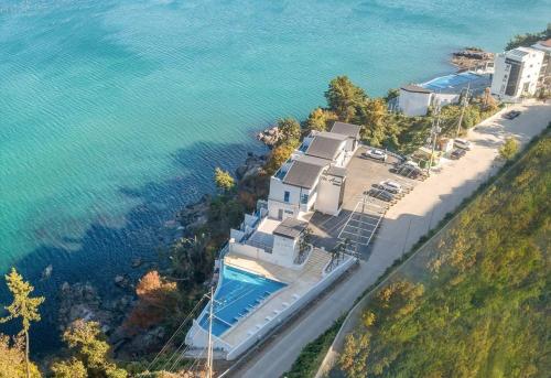Miamor Pool Villa in Dolsan-eup Miamor Pool Villa in Dolsan-eup